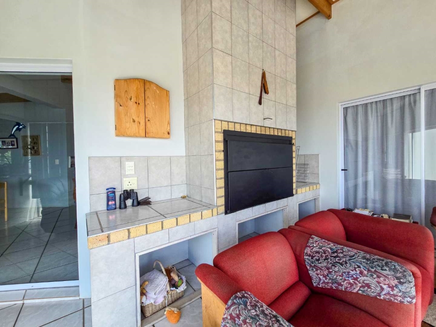 4 Bedroom Property for Sale in Stilbaai Wes Western Cape